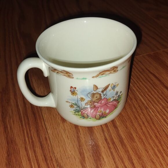 Vintage Royal Doulton 1936 Bunnykins fine china double cup Excellen condition - Picture 3 of 6